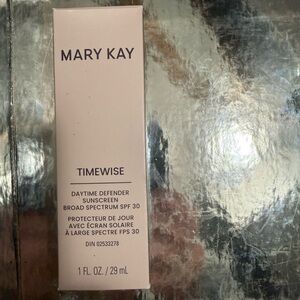 Mary Kay Timewise Daytime Defender SPF 30